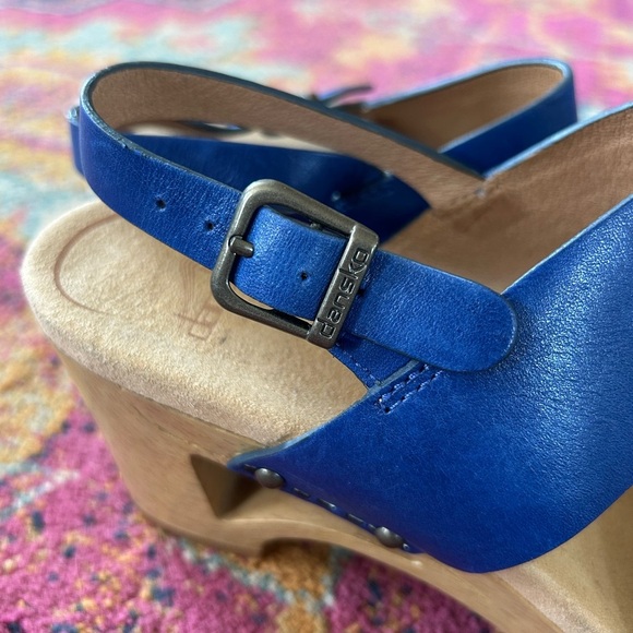 Dansko | Women’s Royal Blue Leather Thea Closed Toe Heel Strap Clogs, Size 8 - Picture 10 of 16